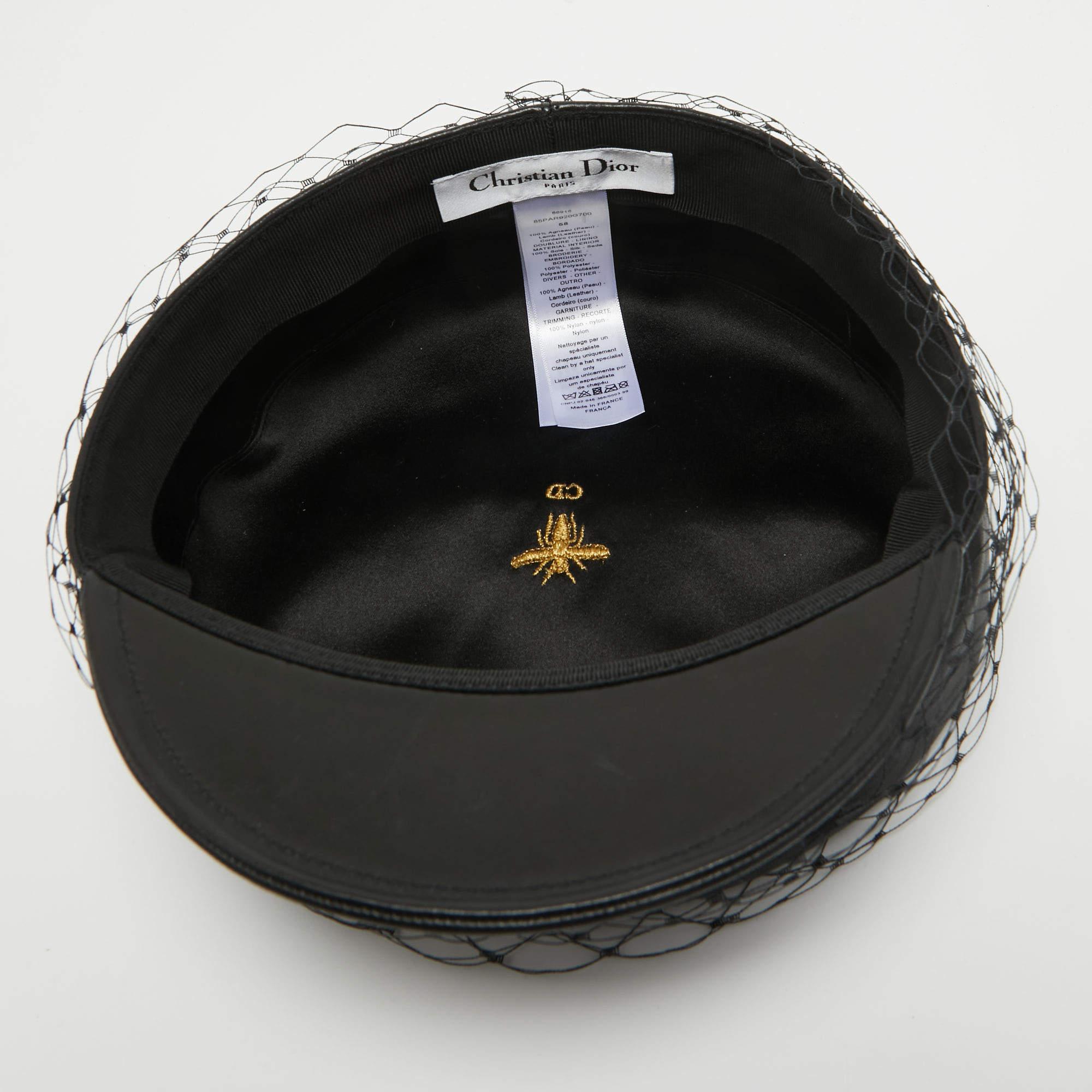 Gorra Dior de Cuero Negro con Velo Newsboy en venta 1