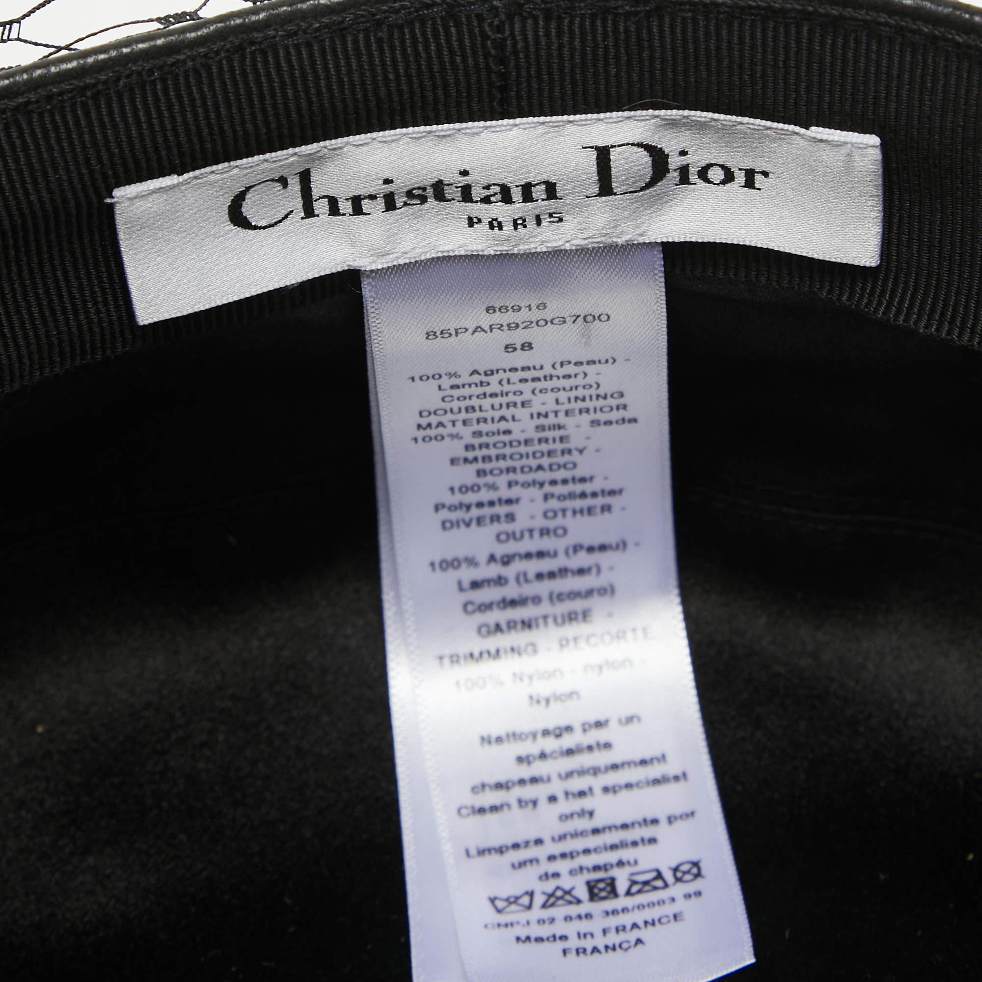 Gorra Dior de Cuero Negro con Velo Newsboy en venta 2