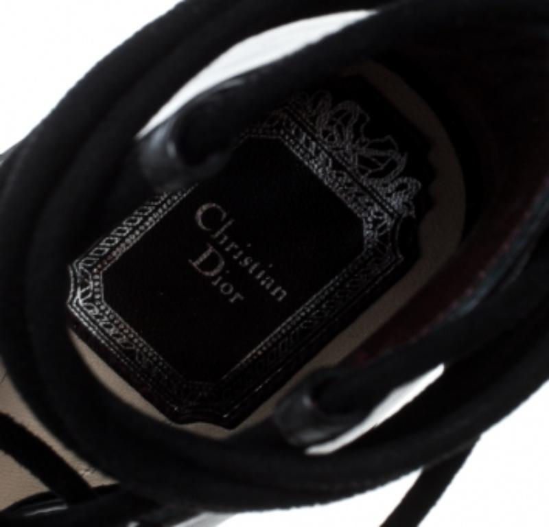 Dior Schwarze Petale-Pumps aus Leder mit offener Zehe und Schnürung Größe 37,5 Damen im Angebot