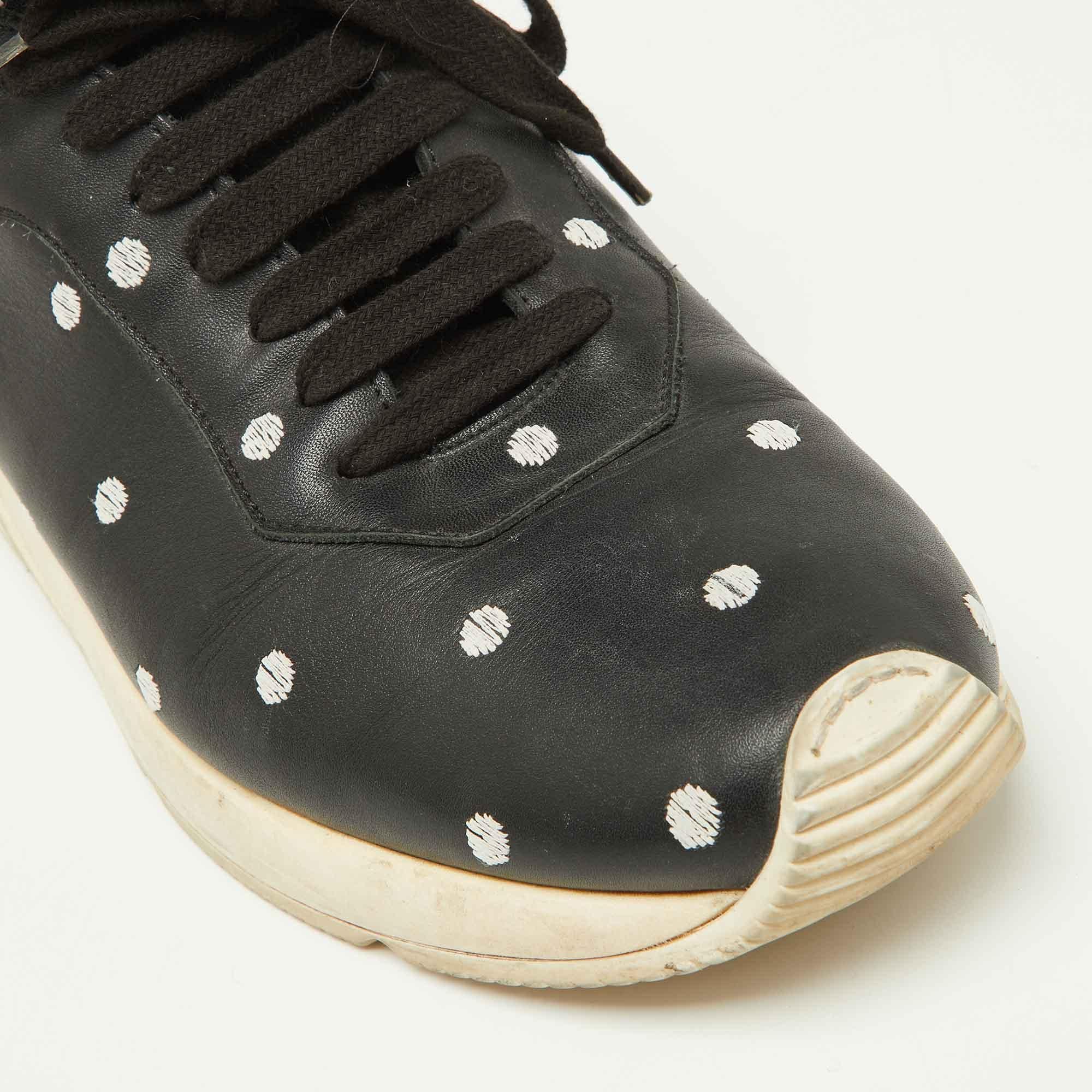 Dior - Scarpe da ginnastica basse in pelle nera con Dot Dot Dot Taglia 41 in vendita 3