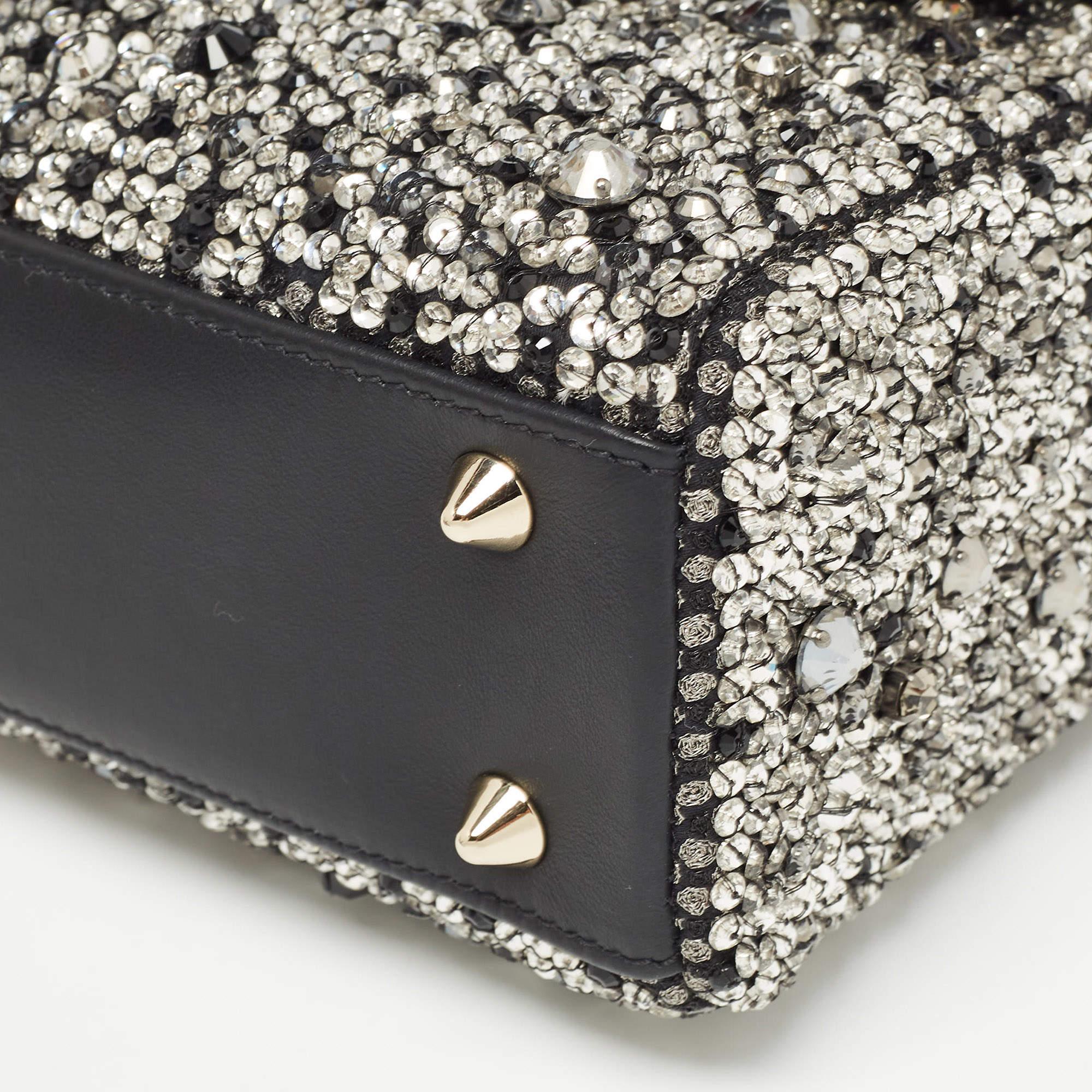 Dior Kleine Lady Dior Tote aus schwarzem Leder mit Pailletten und Kristallverzierung im Angebot 7