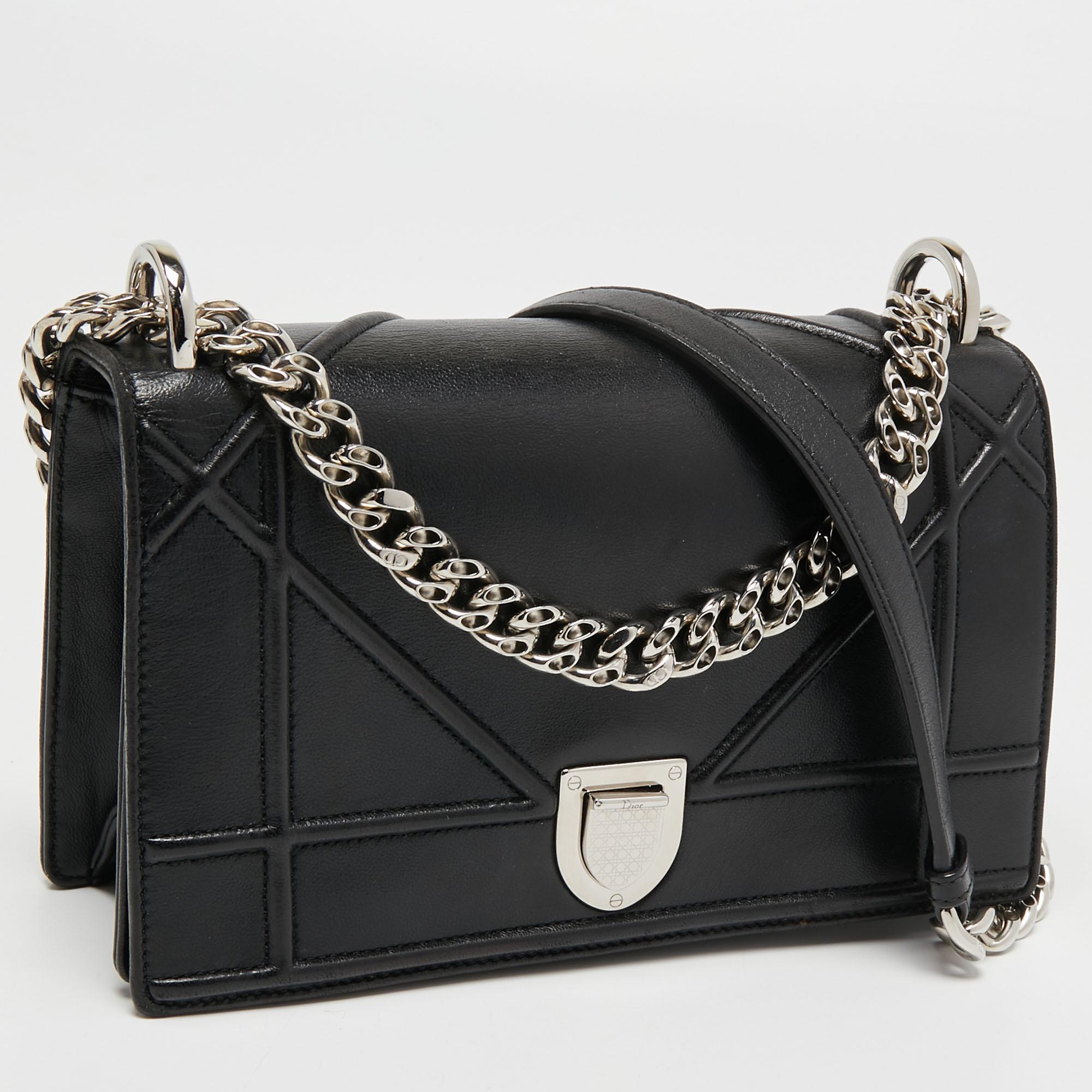 Dior Black Leather Small Diorama Shoulder Bag In Good Condition In Dubai, Al Qouz 2