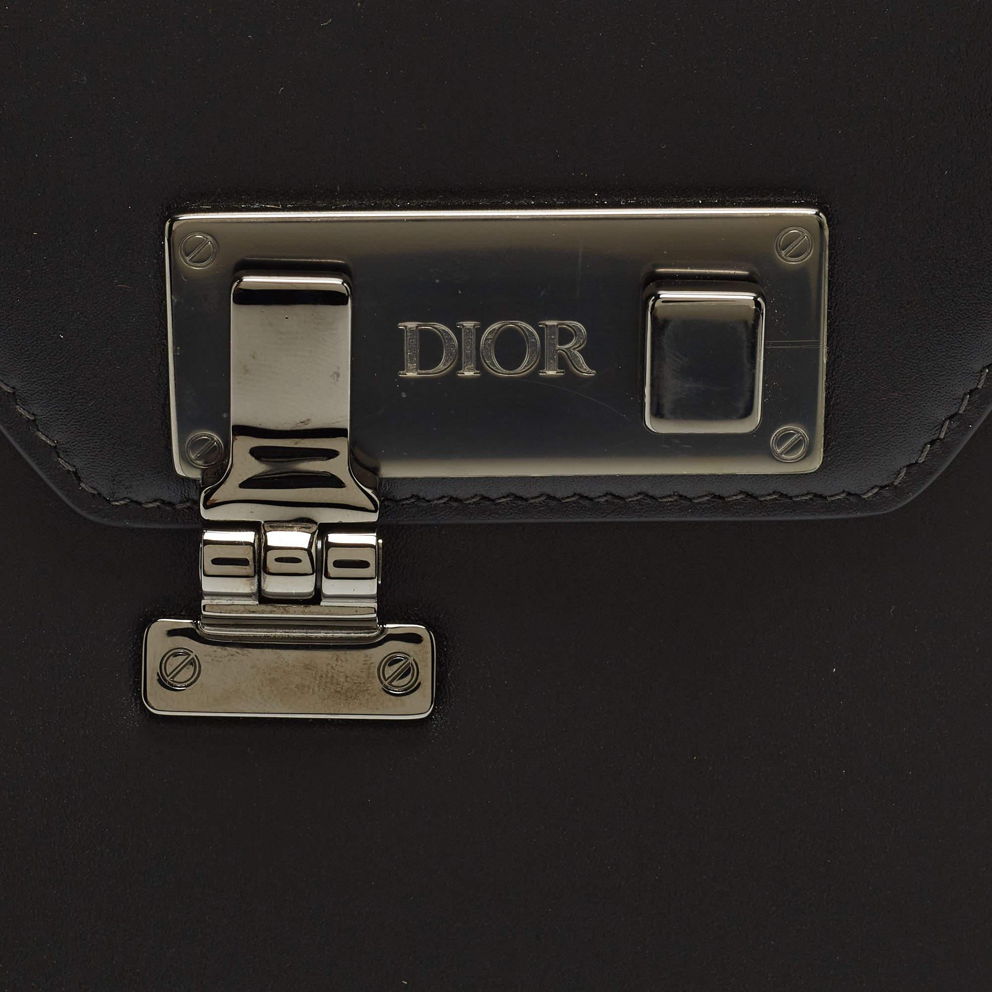Dior Black Leather Vertical Pouch Bag For Sale 8