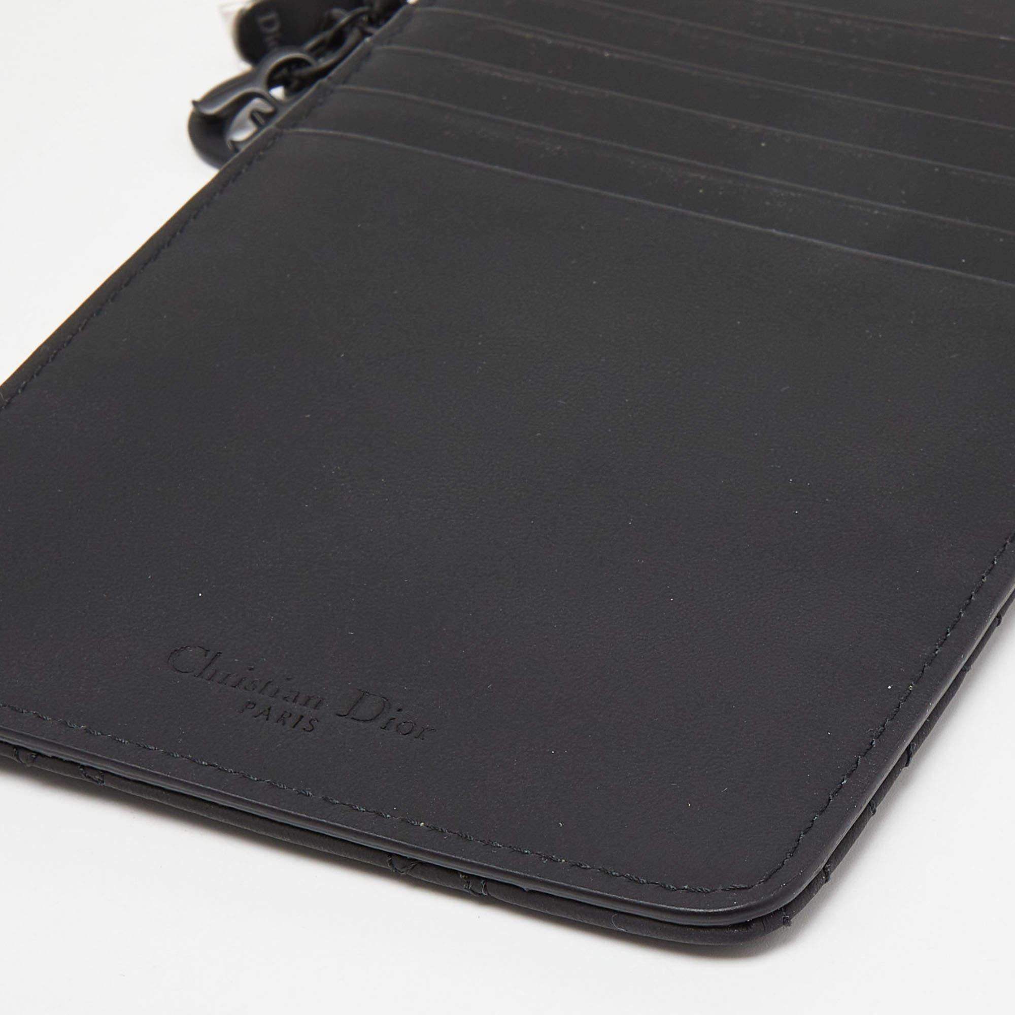 Dior Black Matte Cannage Leather Zip Pouch en vente 5