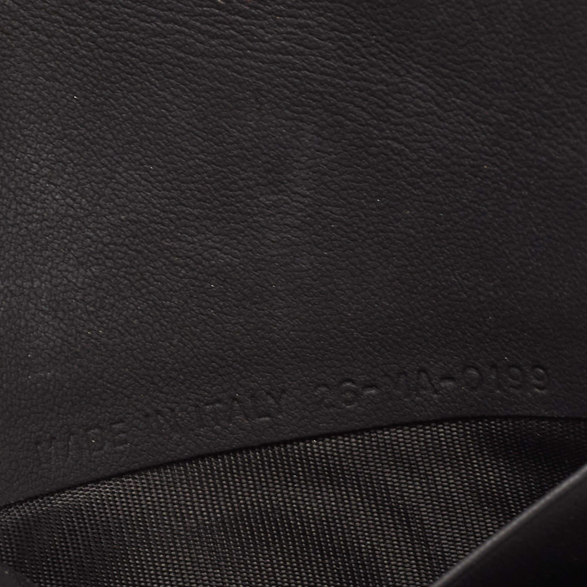 Dior Black Matte Cannage Leather Zip Pouch en vente 6
