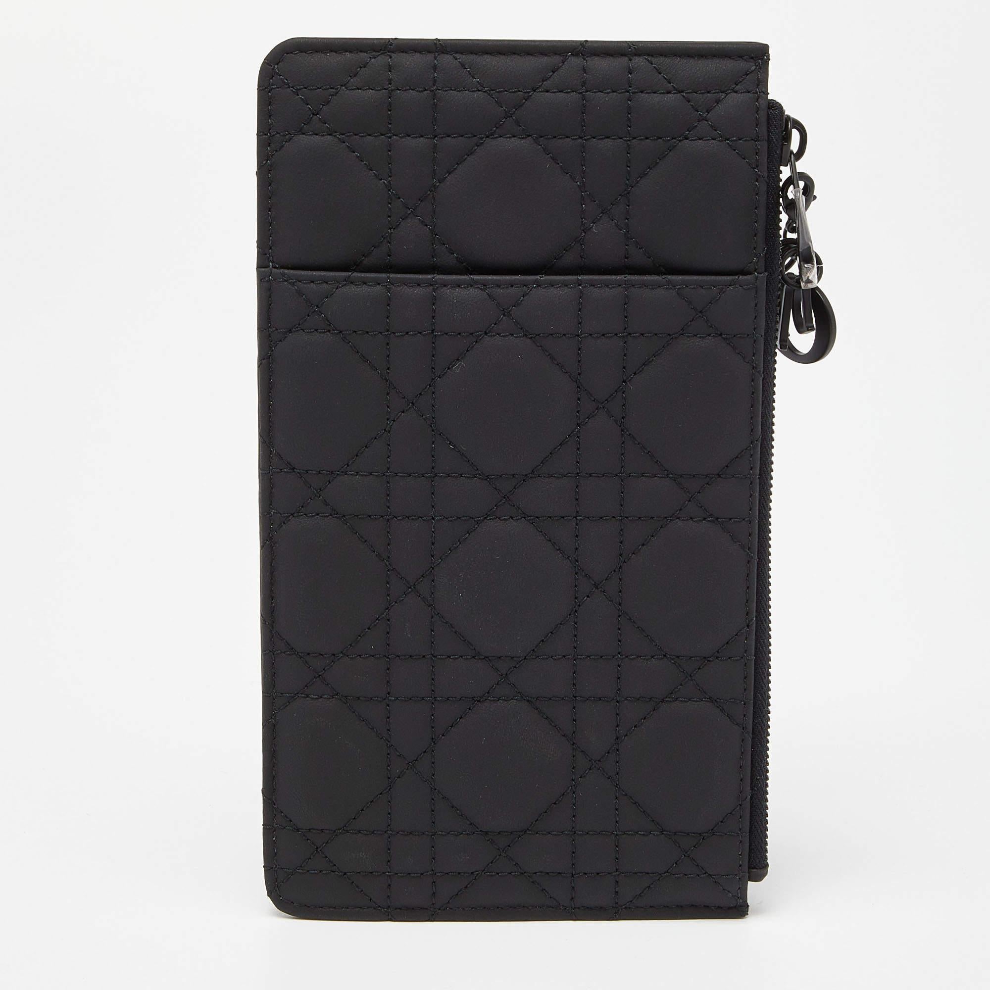 Noir Dior Black Matte Cannage Leather Zip Pouch en vente