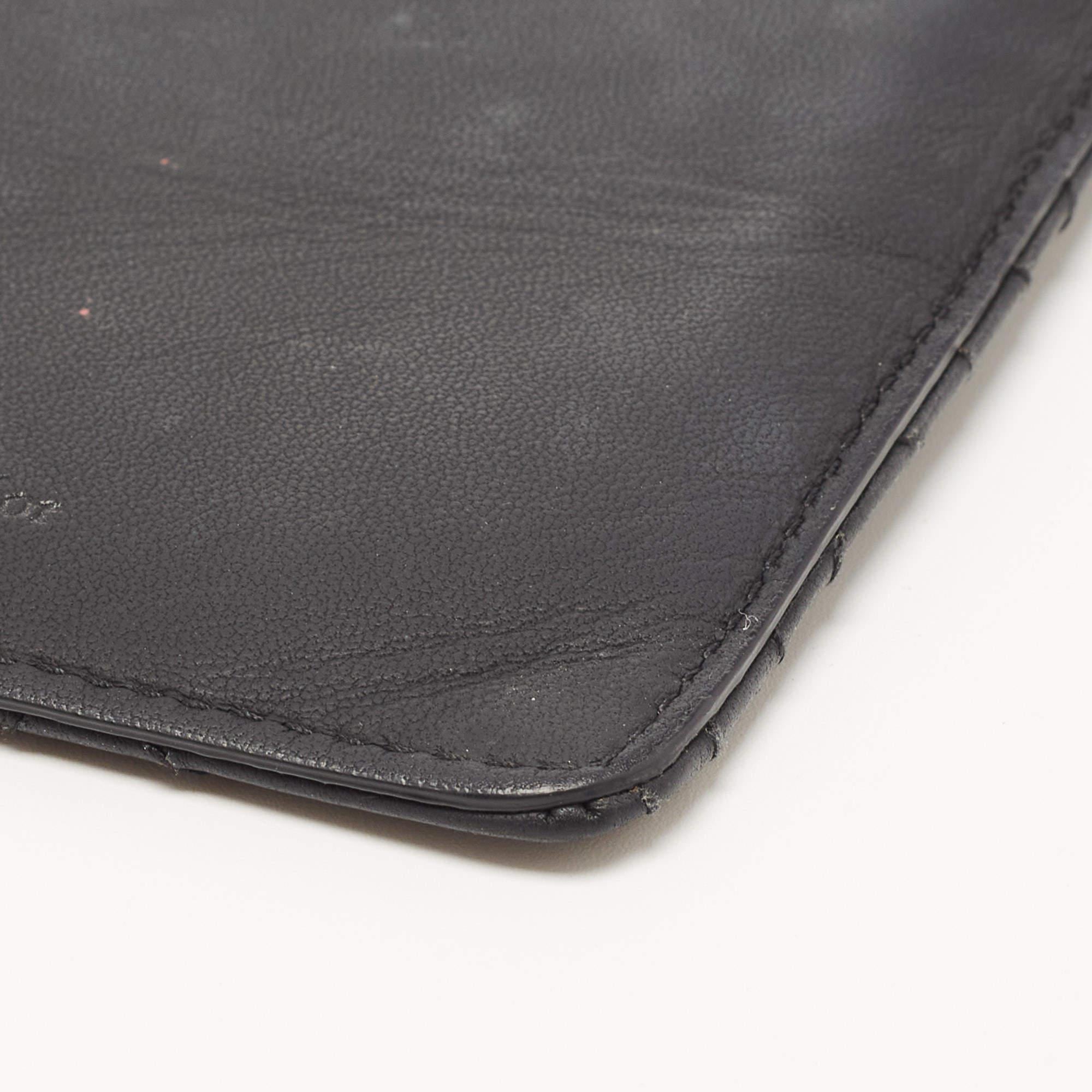 Dior Black Matte Cannage Leather Zip Pouch en vente 1