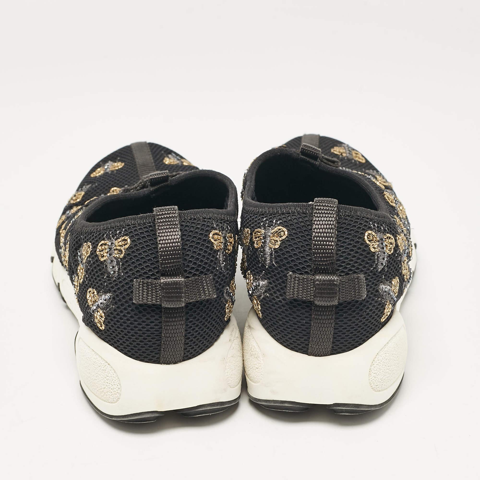 Dior Schwarz Mesh Bienen verzierte Fusion Slip On Turnschuhe Größe 38,5 im Angebot 1