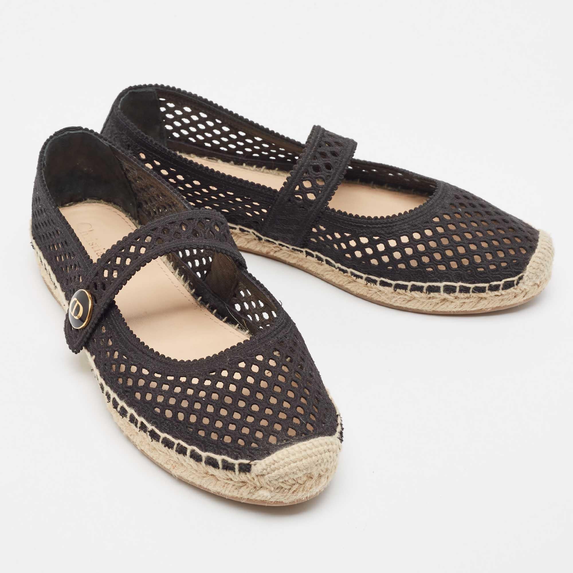 Dior Black Mesh Caro Espadrille Flats Size 38.5 In Good Condition In Dubai, Al Qouz 2