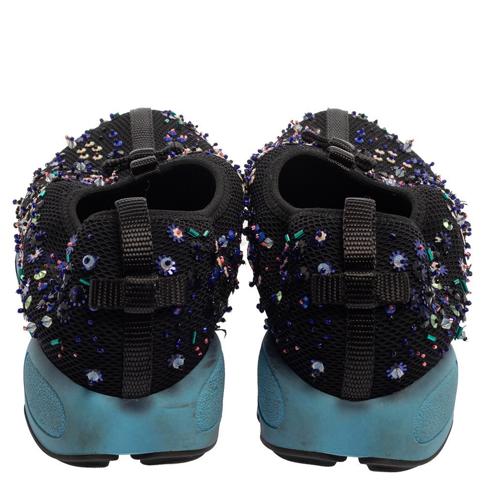 Dior Black Mesh Fusion Embellished Sneakers Size 37 In Good Condition In Dubai, Al Qouz 2