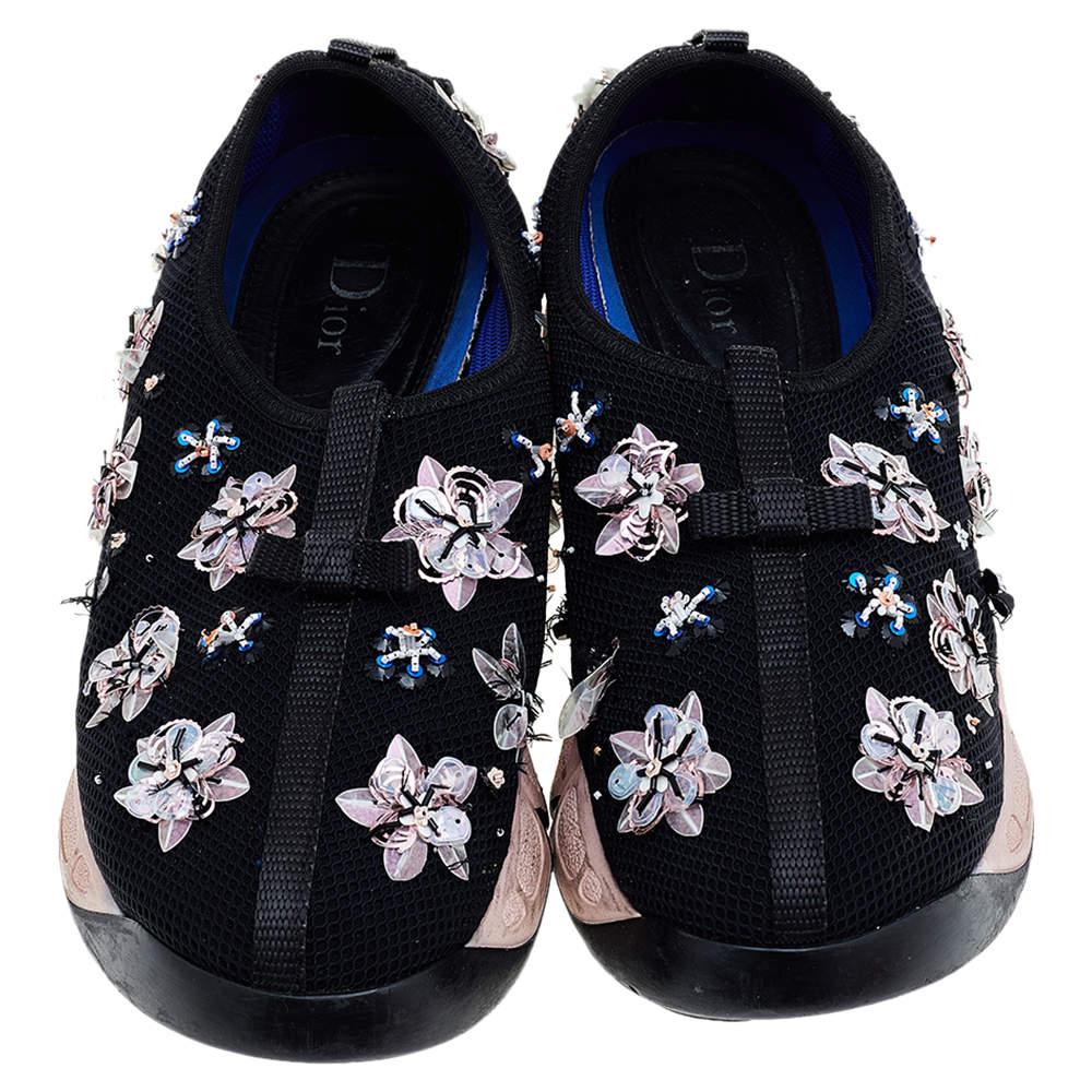Dior Black Mesh Fusion Floral Embellished Slip On Sneakers Size 38 In Good Condition In Dubai, Al Qouz 2