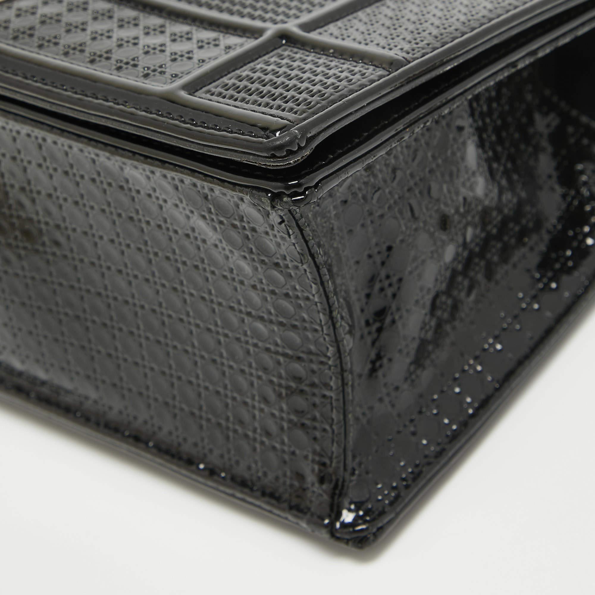 Dior Black Microcannage Patent Leather Medium Diorama Flap Shoulder Bag Pour femmes en vente