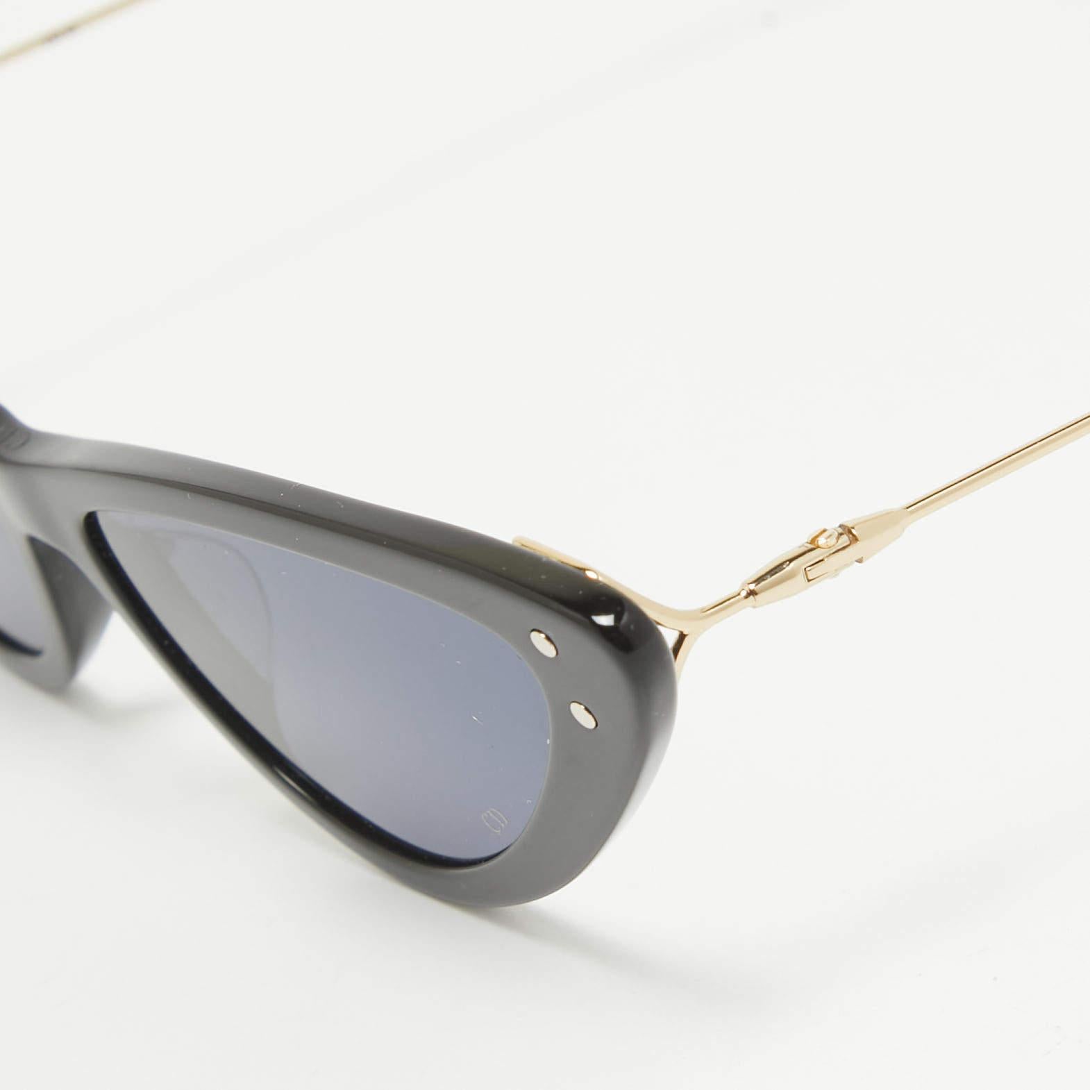 Dior Black Miss Dior BU4 Cat Eye Sunglasses In Good Condition In Dubai, Al Qouz 2