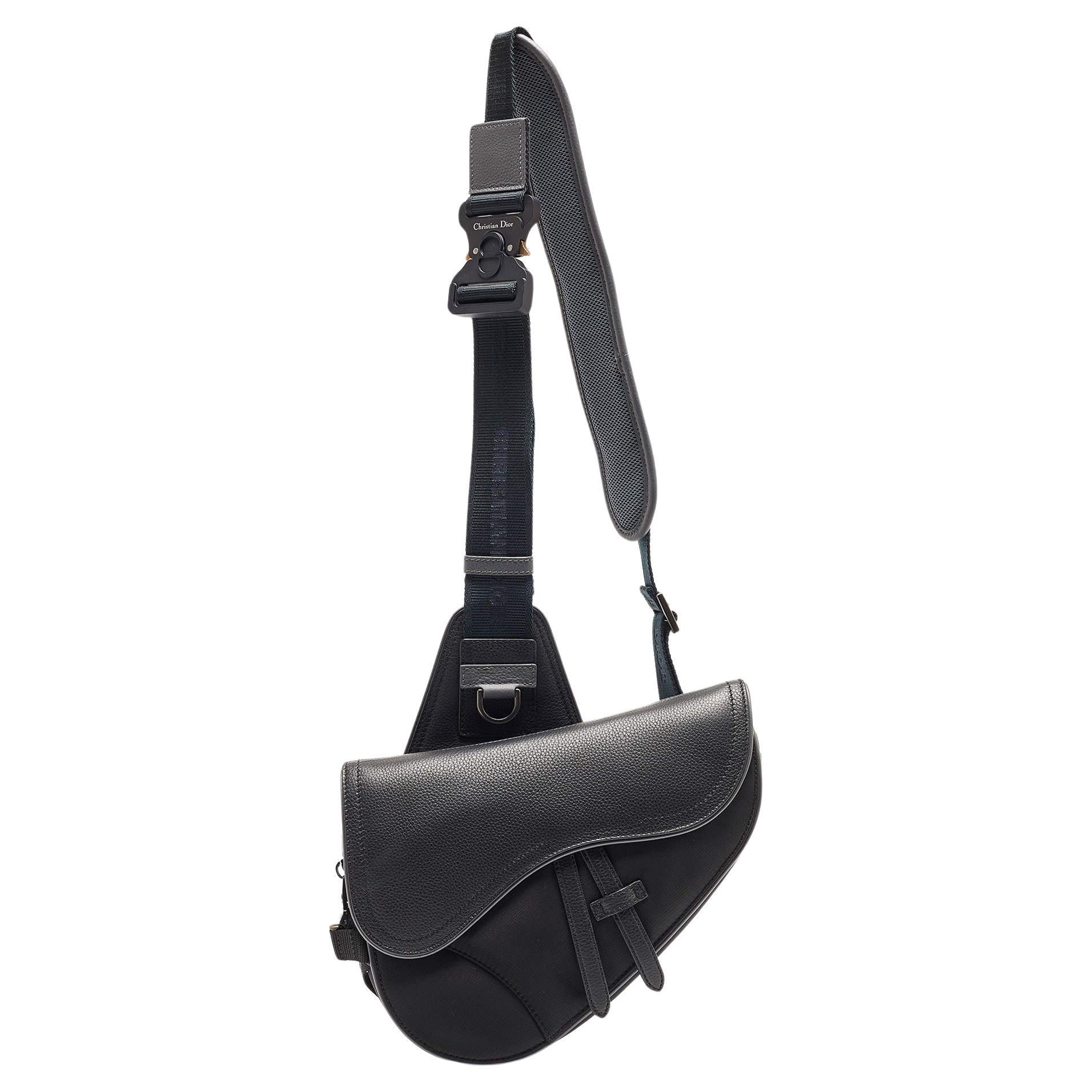 Dior Black Nylon and Leather Saddle Crossbody Bag en vente