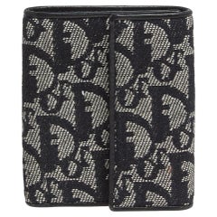 Dior - Portefeuille compact à trois volets en toile oblique noire
