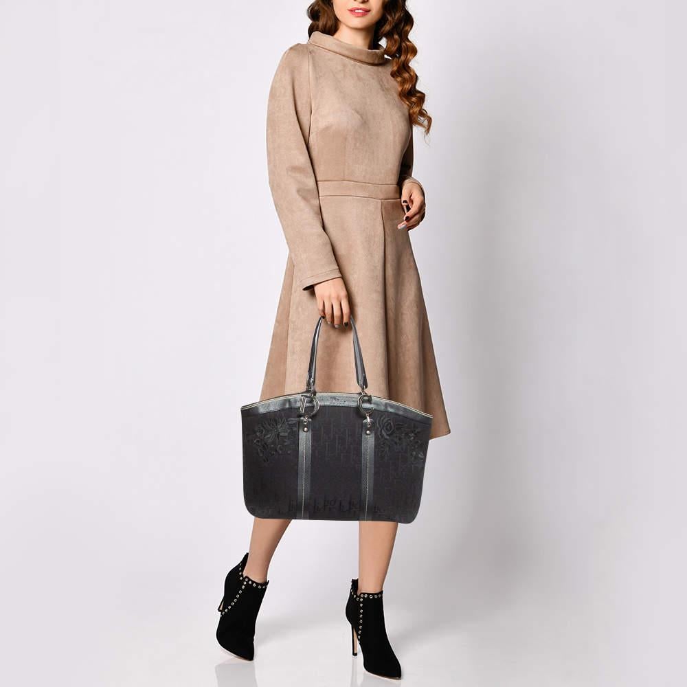 Dior Black Oblique Canvas Trotter Tote Bag In Good Condition In Dubai, Al Qouz 2