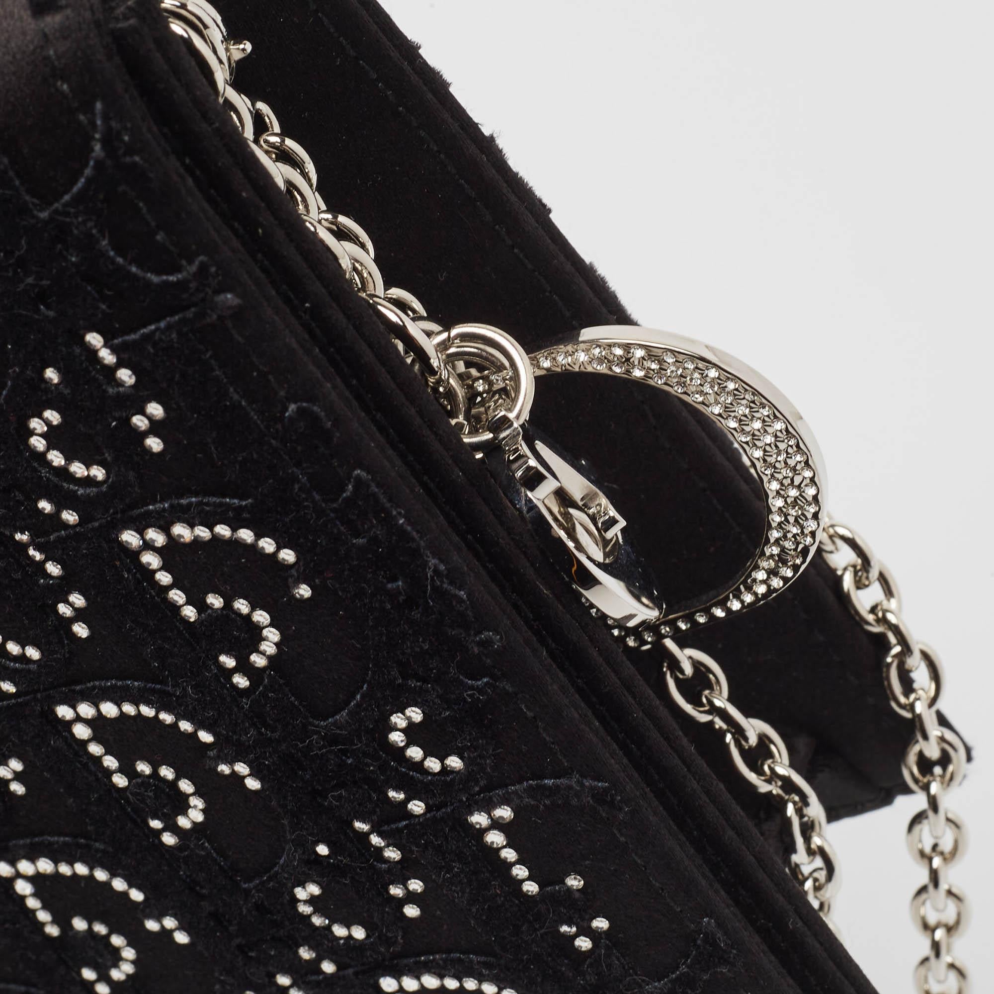 Pochette Lady Dior noire oblique en satin avec chaîne et cristaux Pour femmes en vente