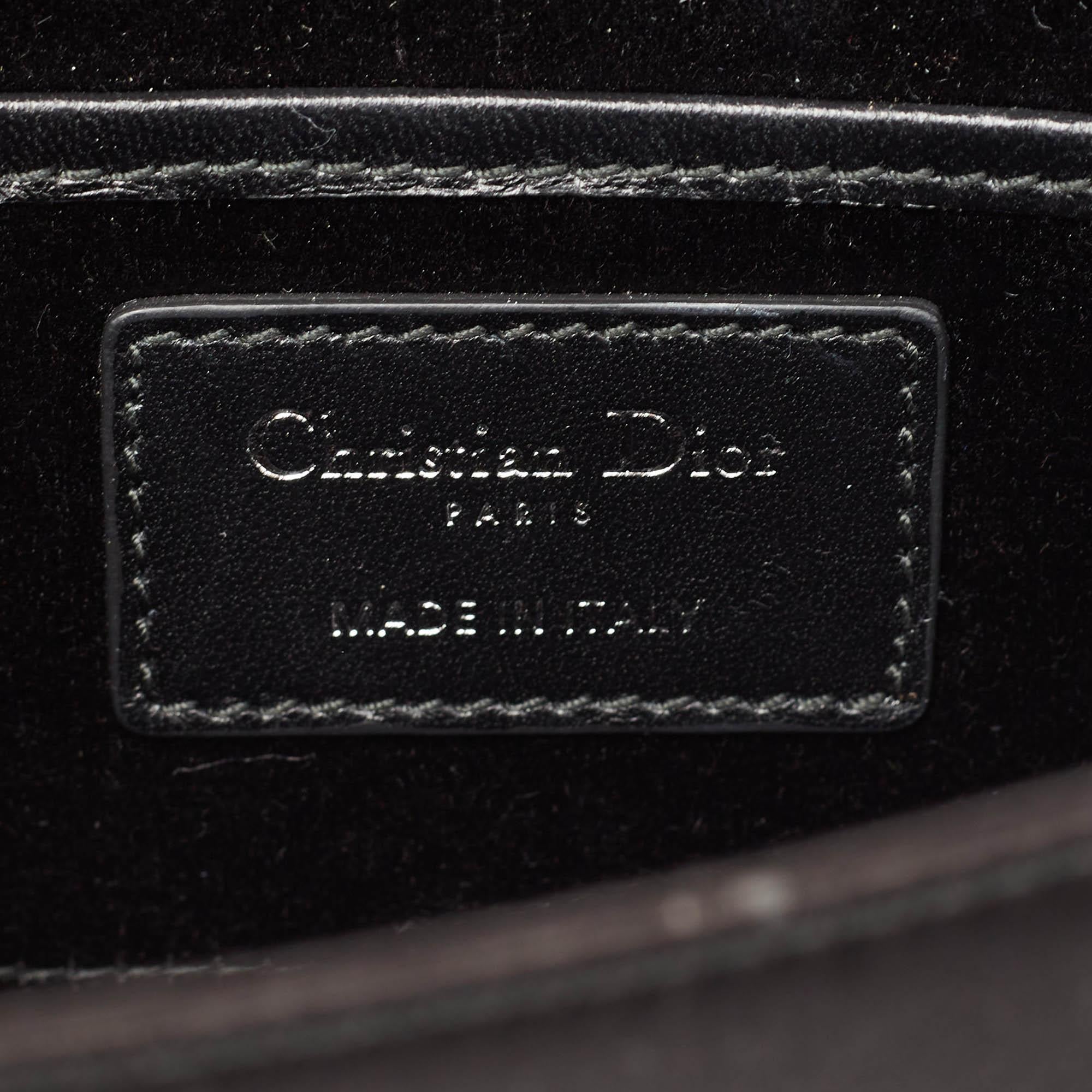 Pochette Lady Dior noire oblique en satin avec chaîne et cristaux en vente 5