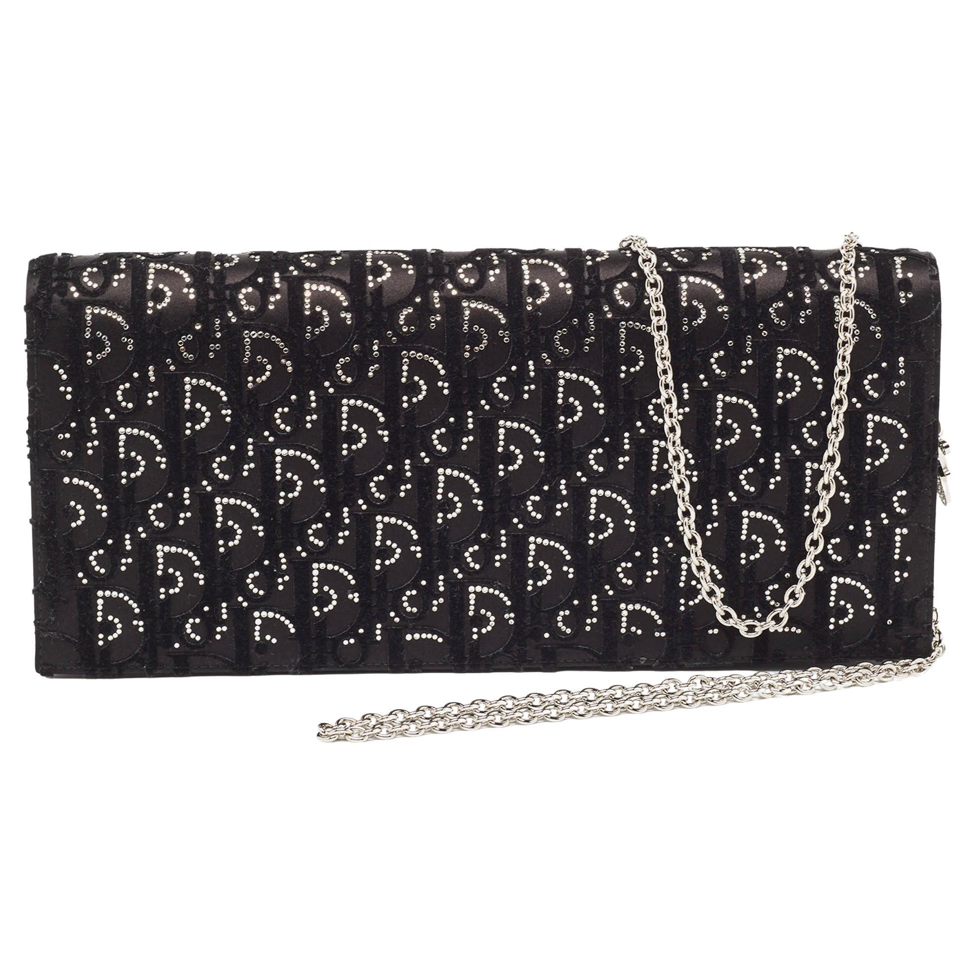 Pochette Lady Dior noire oblique en satin avec chaîne et cristaux en vente