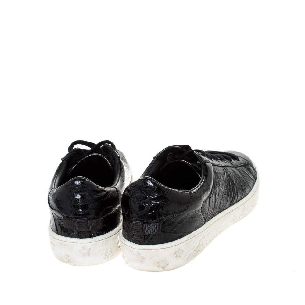 Dior Black Patent Crinkled Leather Move Low Top Sneakers Size 39.5 In Good Condition In Dubai, Al Qouz 2