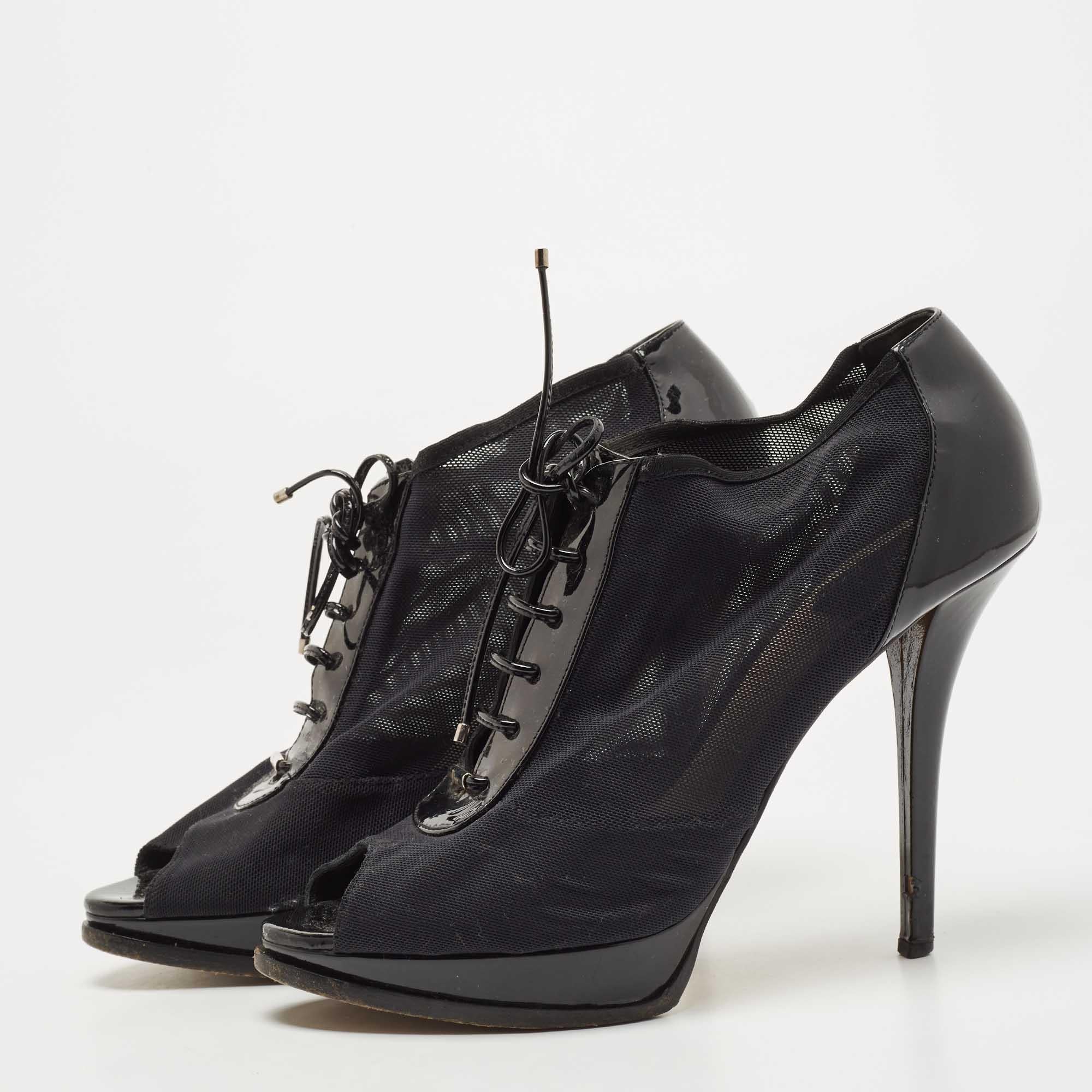 Enjoy the most fashionable days with these stylish booties. Modern in design and craftsmanship  they are fashioned to keep you comfortable and chic