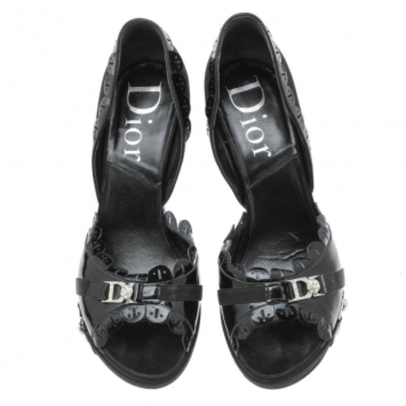 Dior - Sandali con piattaforma D'orsay in vernice e raso neri - misura 36,5 In condizioni buone in vendita a Dubai, Al Qouz 2