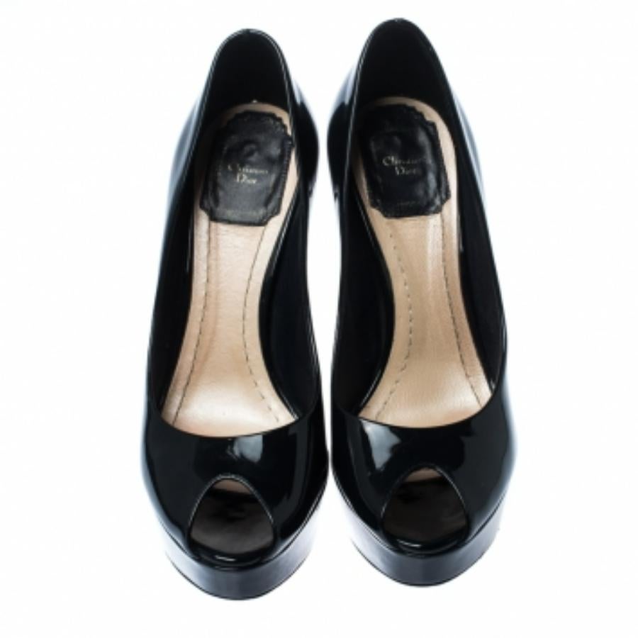 Dior Schwarz Lackleder Cannage Absatz Peep Toe Pumps Größe 36 Damen im Angebot