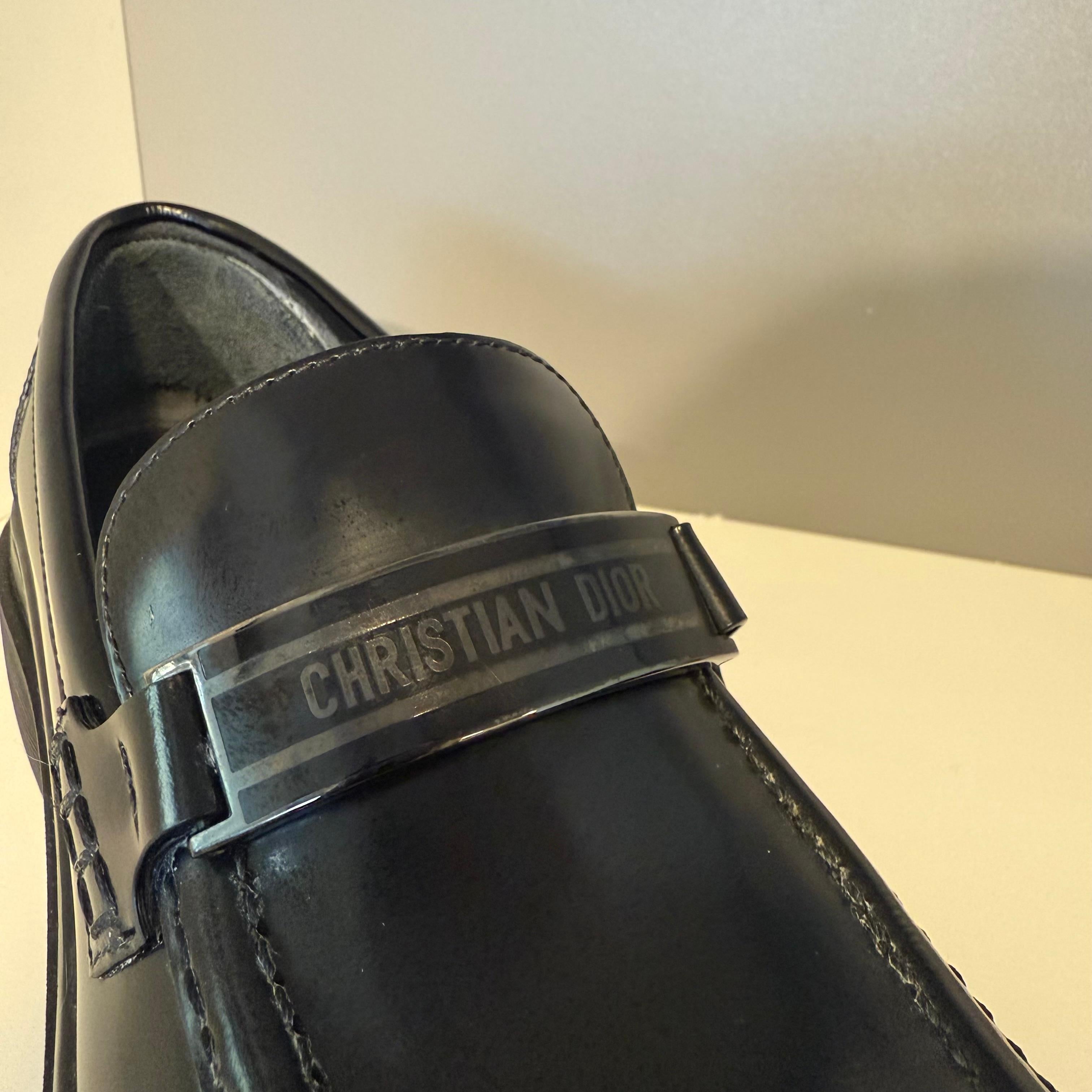 Dior Code Mocassins en cuir verni noir IT 36.5 Pour femmes en vente