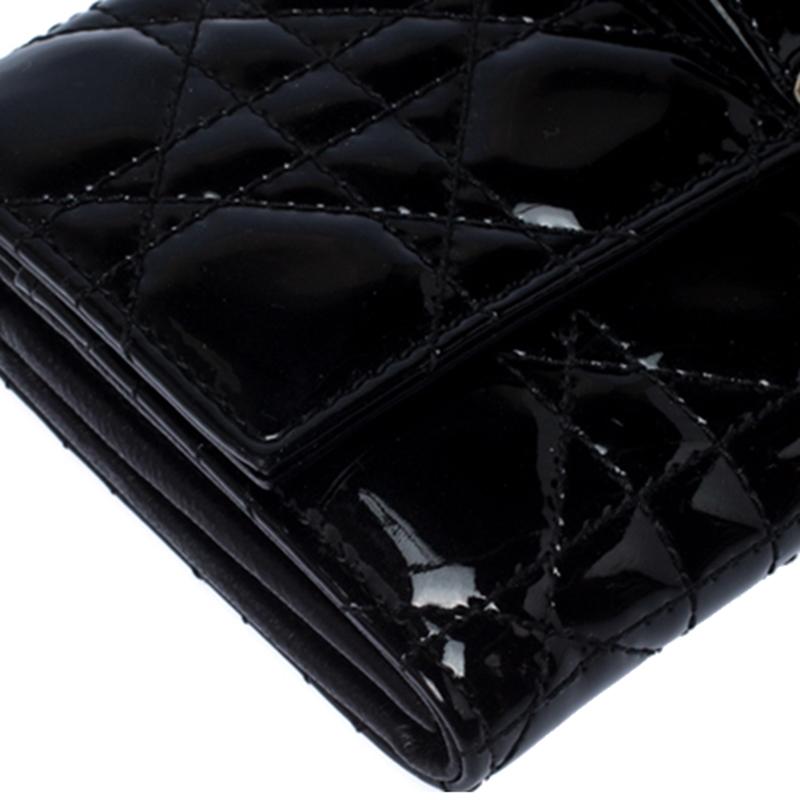 Women's Dior Black Patent Leather Miss Dior Chain Clutch