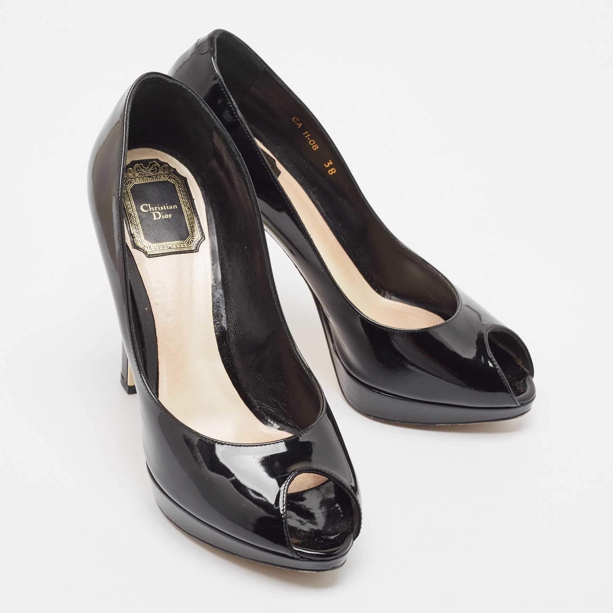 Dior Noir Brevet Miss Dior Peep Toe Pumps Size 38 Pour femmes en vente