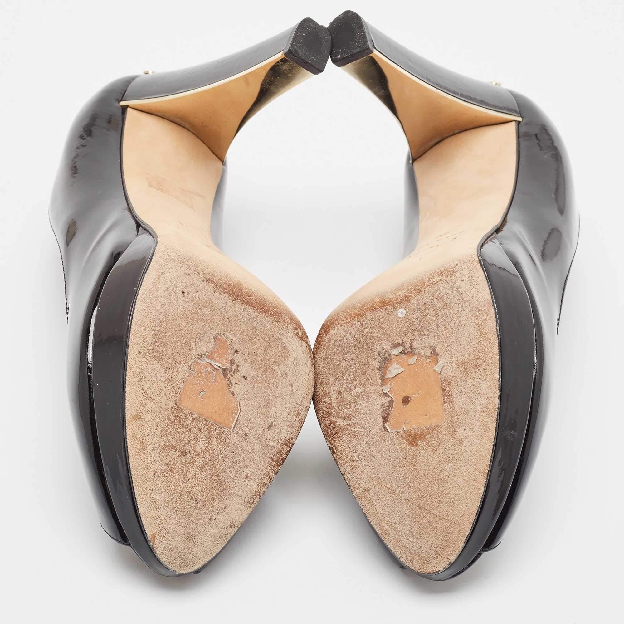 Dior Noir Brevet Miss Dior Peep Toe Pumps Size 38 en vente 2