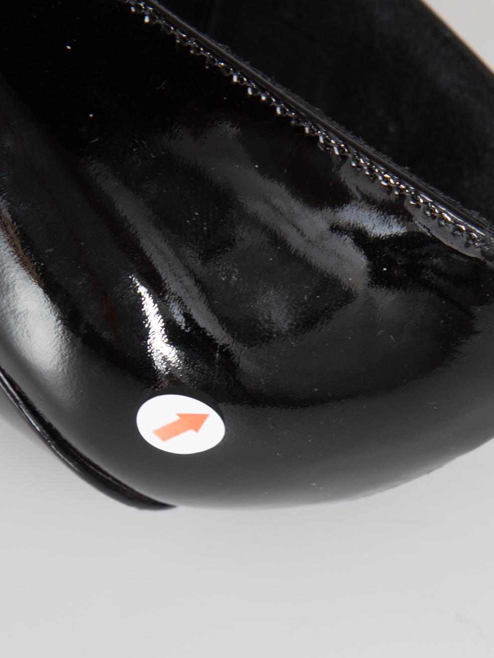Dior - Décolleté a punta in vernice nera taglia IT 40,5 in vendita 1