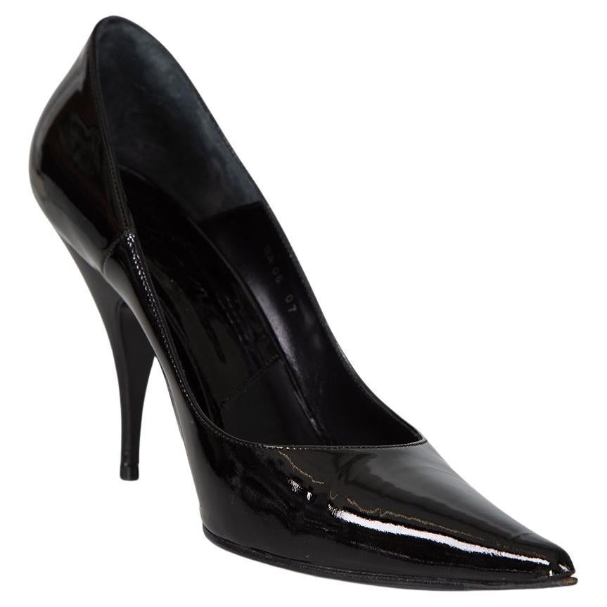 Bombas con punta de charol negro Dior Talla IT 40.5