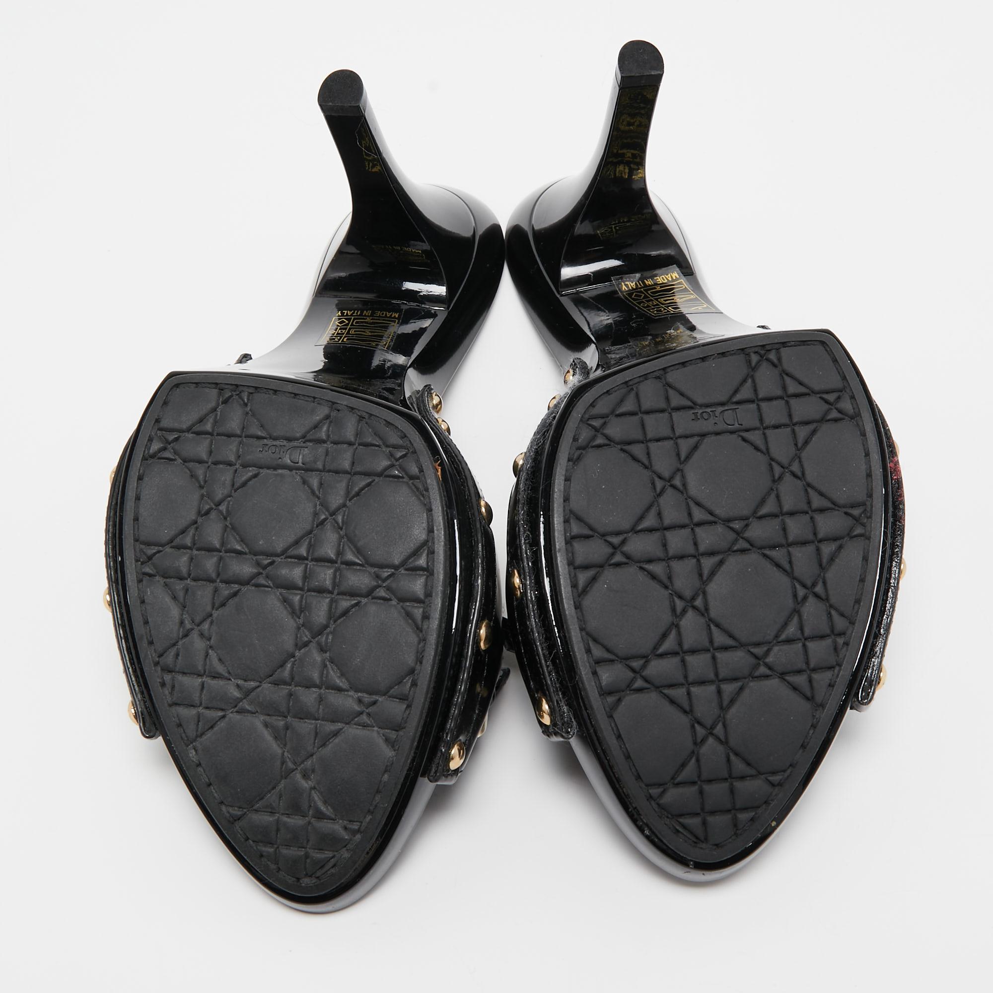 Dior Black Patent Slide Sandals Size 39 For Sale 1
