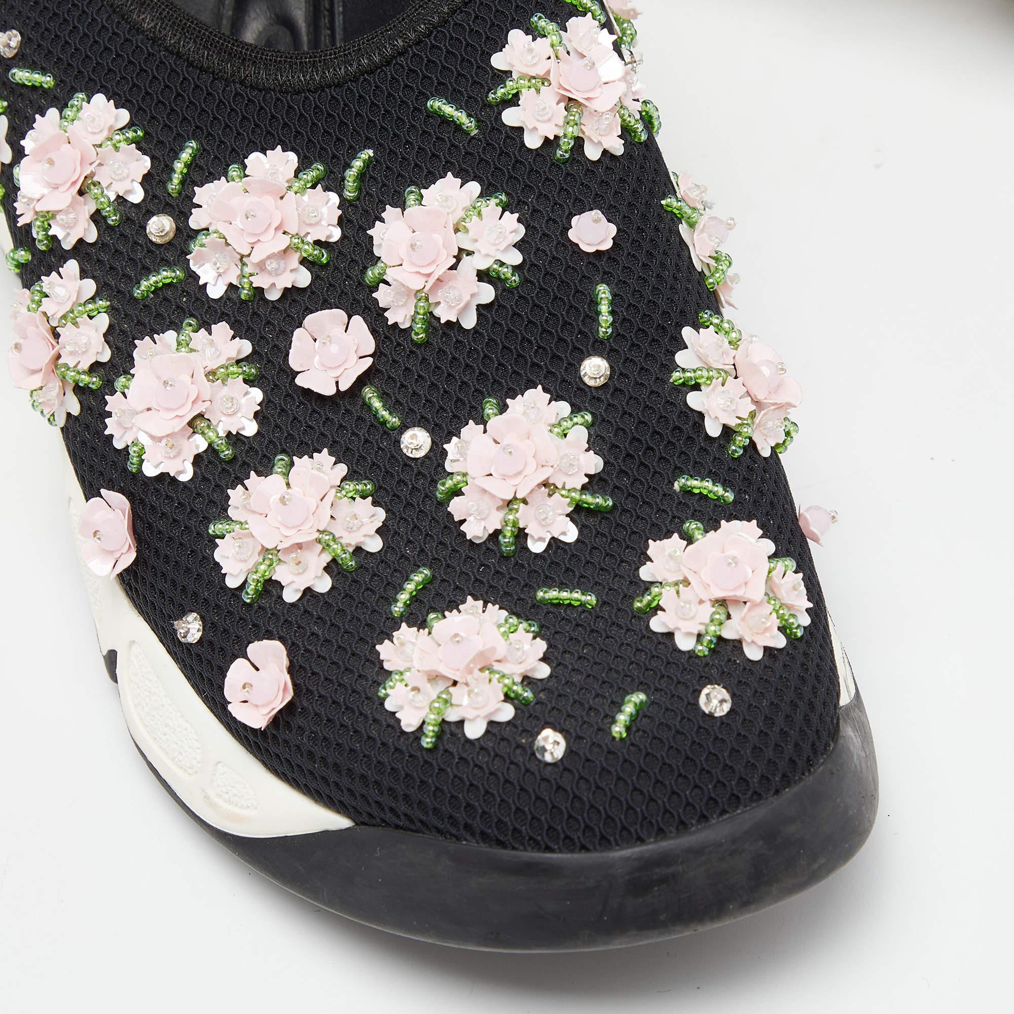 Women's Dior Black/Pink Crystal Embellished Mesh Fusion Slip-On Sneakers Size 36 For Sale