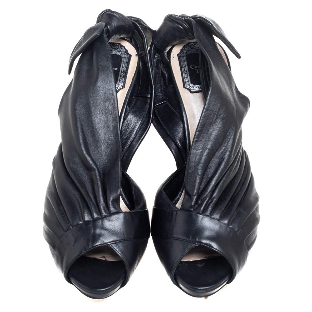Dior Black Pleated Leather Peep-Toe D'orsay Bow Slingback Sandals Size 40.5 In Good Condition In Dubai, Al Qouz 2