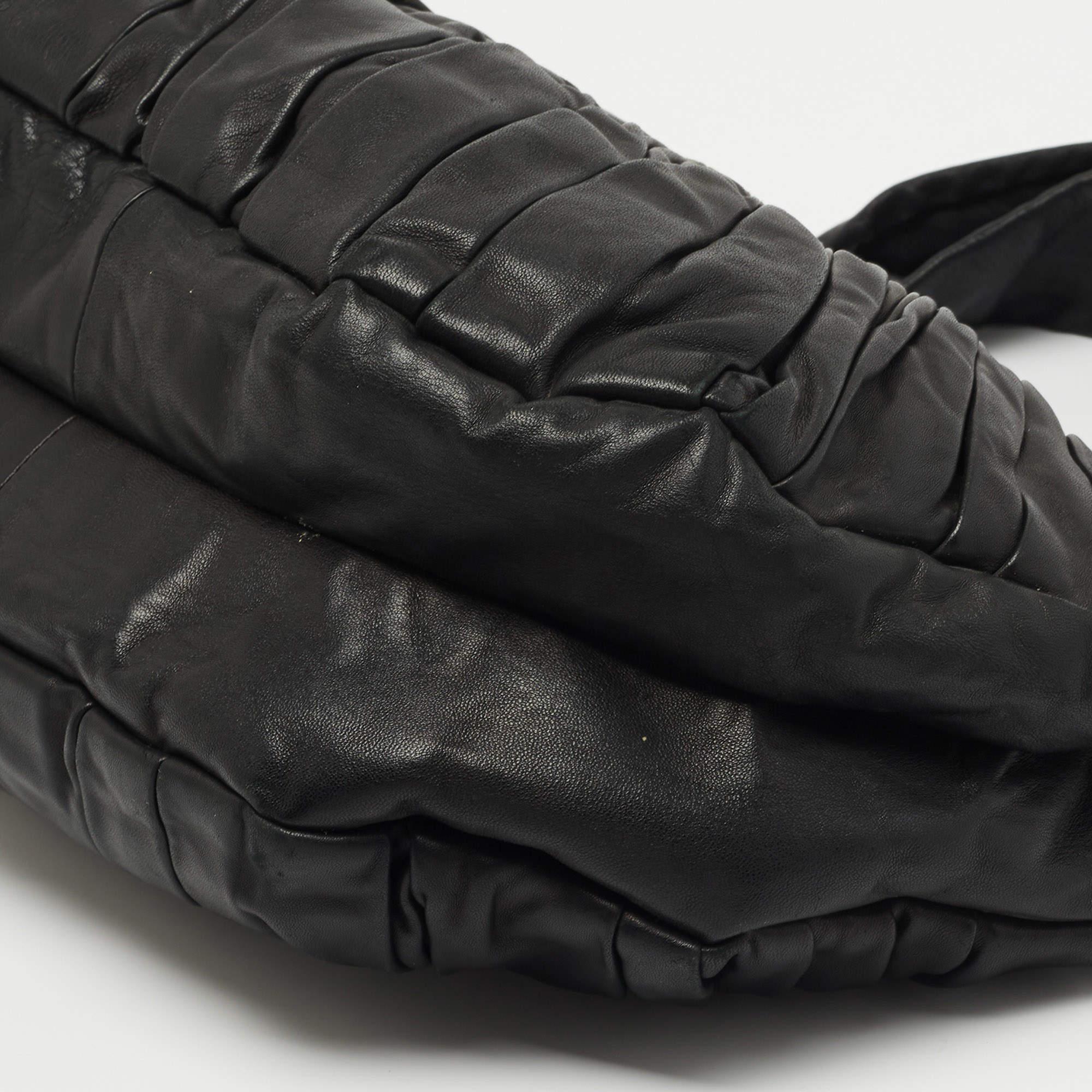 Dior - Fourre-tout en cuir plissé Plisse noir en vente 2