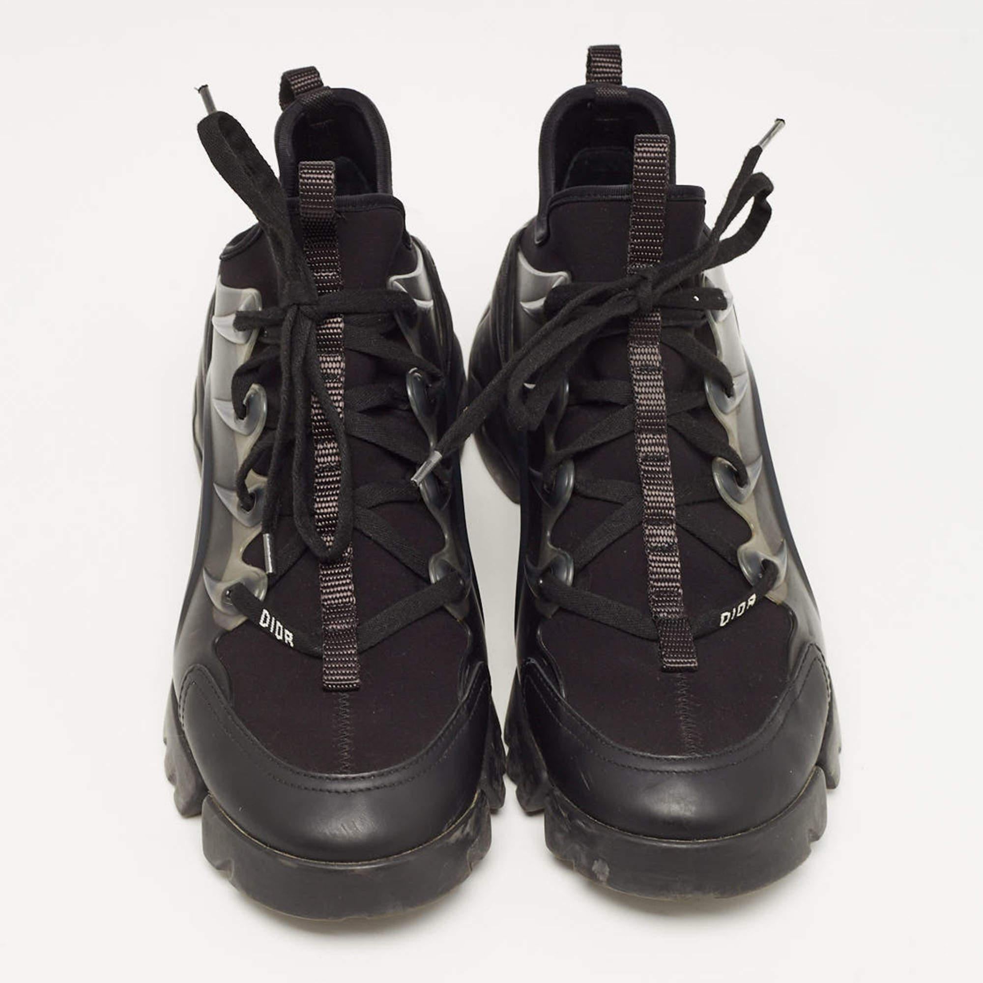 Dior Black PVC and Fabric D-Connect Low Top Sneakers Size 40 In Good Condition In Dubai, Al Qouz 2