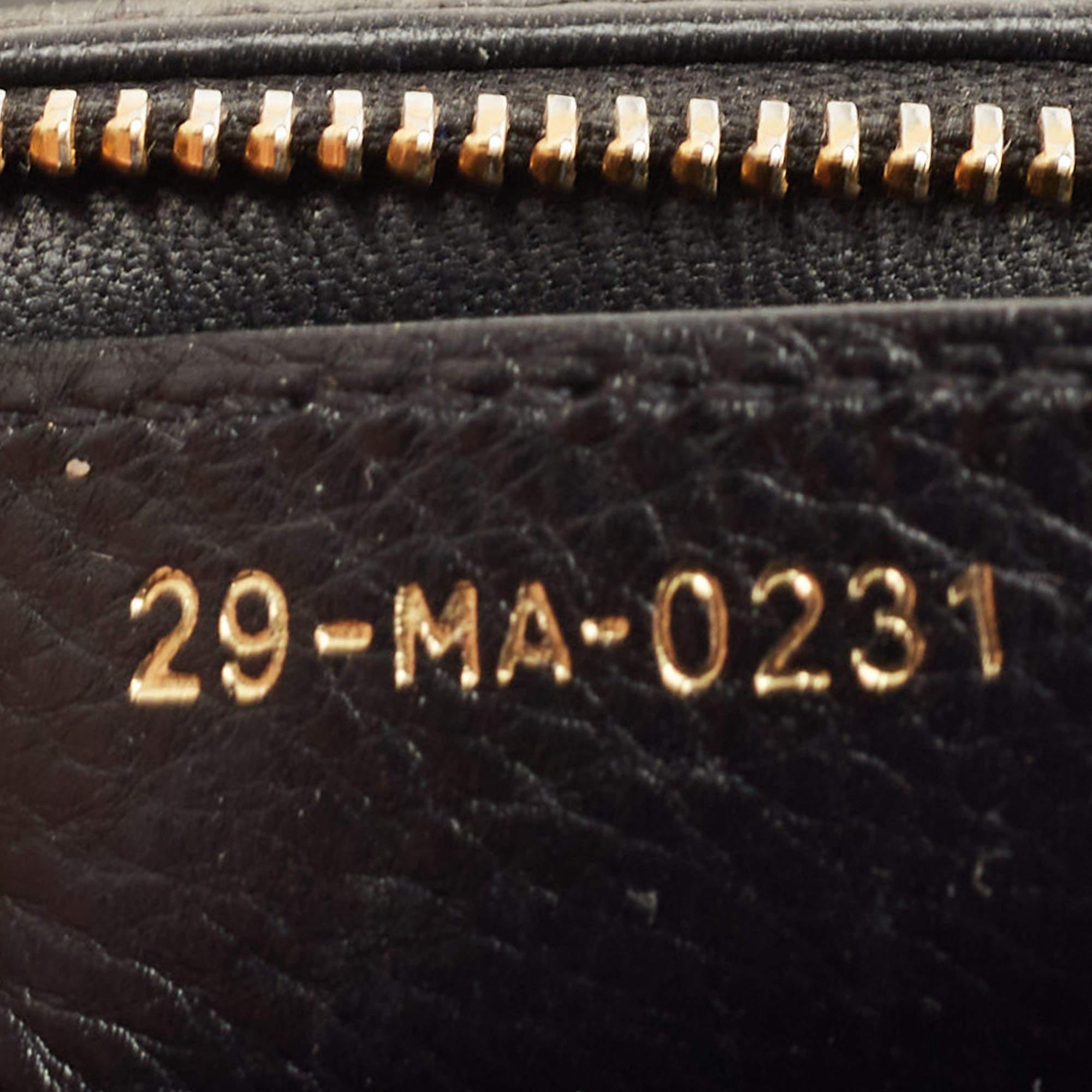 Dior Medium Caro Umhängetasche aus schwarzem gestepptem Leder 7