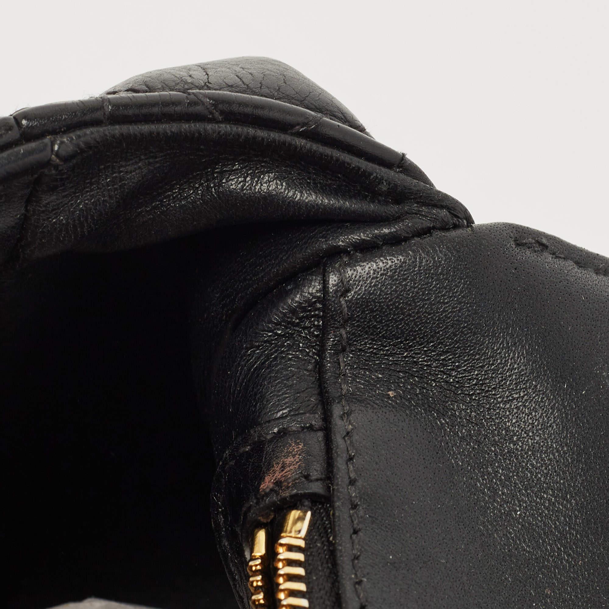 Dior Medium Caro Umhängetasche aus schwarzem gestepptem Leder 10