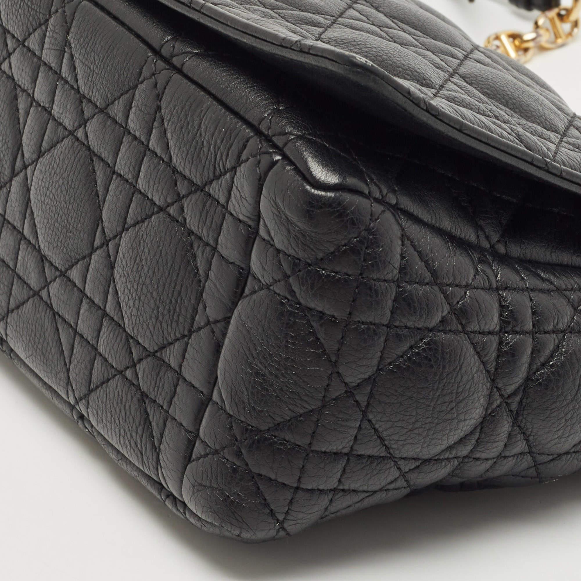 Dior Medium Caro Umhängetasche aus schwarzem gestepptem Leder 4