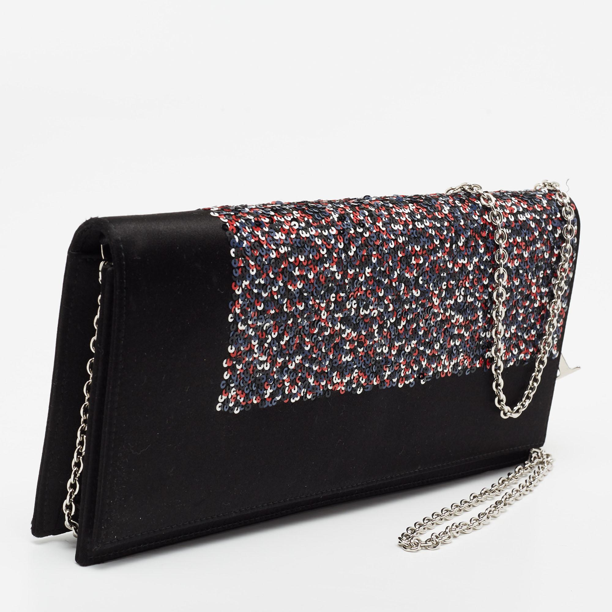 Pochette à chaîne Dior Lady Dior en satin noir et paillettes Bon état à Dubai, Al Qouz 2