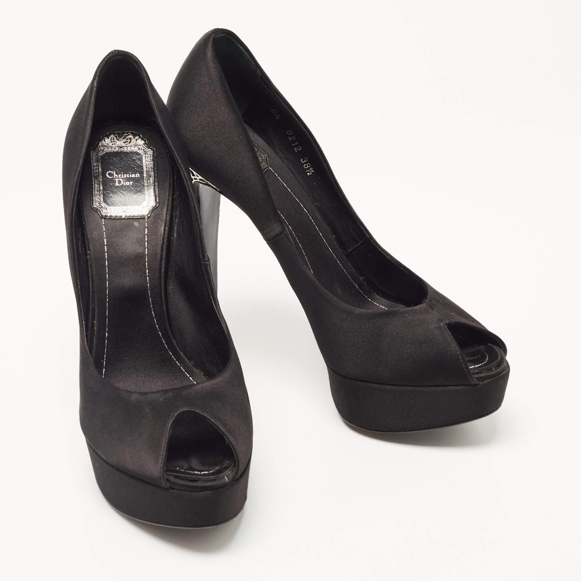 Dior Black Satin Miss Dior Peep Toe Pumps Size 38.5 In Good Condition For Sale In Dubai, Al Qouz 2