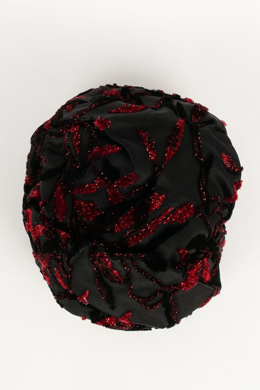 Dior Black Silk and Red Velvet Hat 1