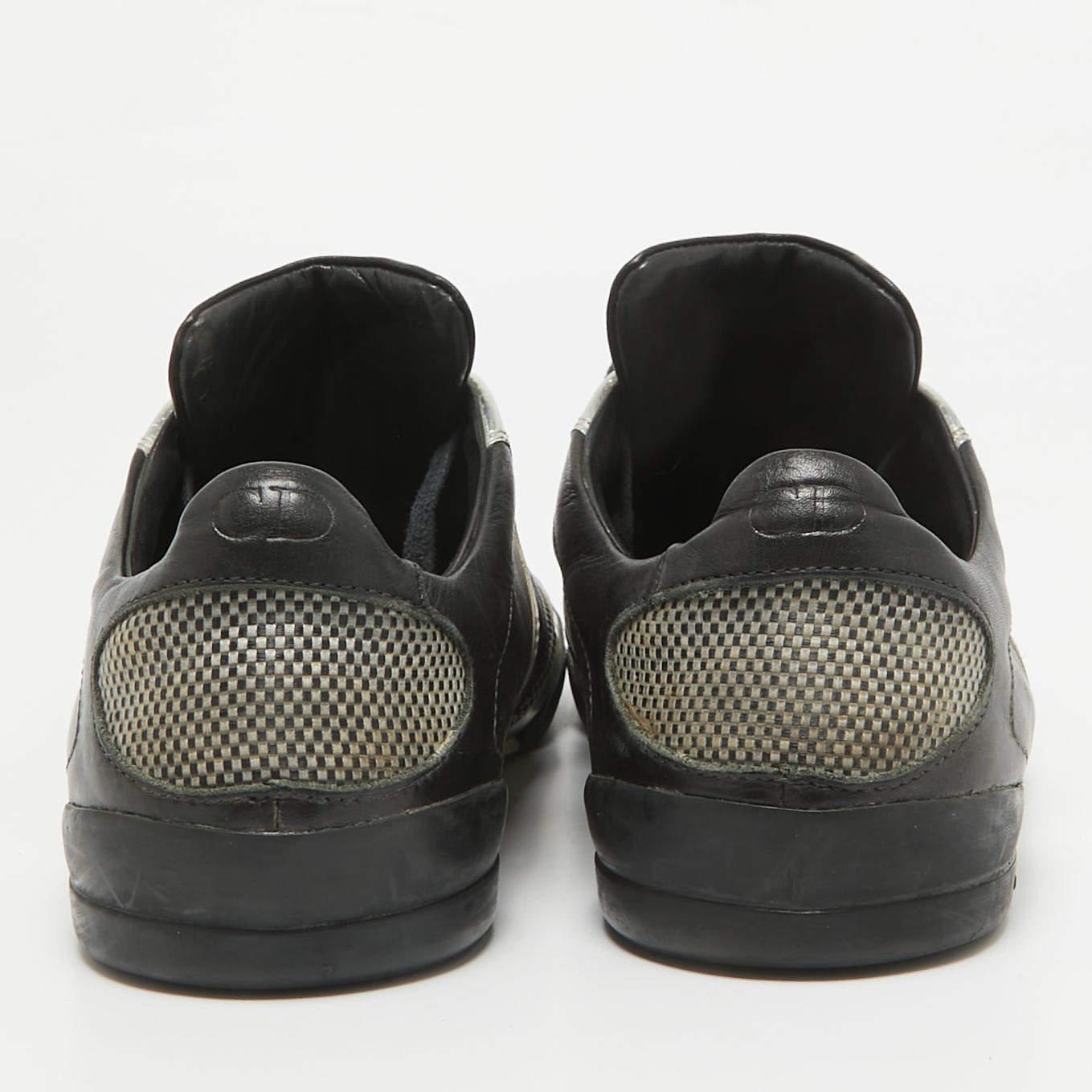 Dior Nero/Argento Pelle Logo Scarpe da Ginnastica Basse Taglia 39 in vendita 1