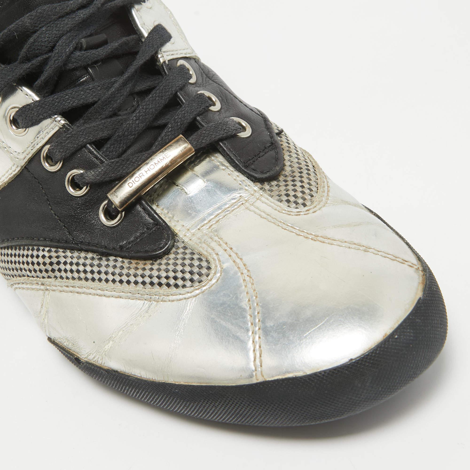 Dior Nero/Argento Pelle Logo Scarpe da Ginnastica Basse Taglia 39 in vendita 3