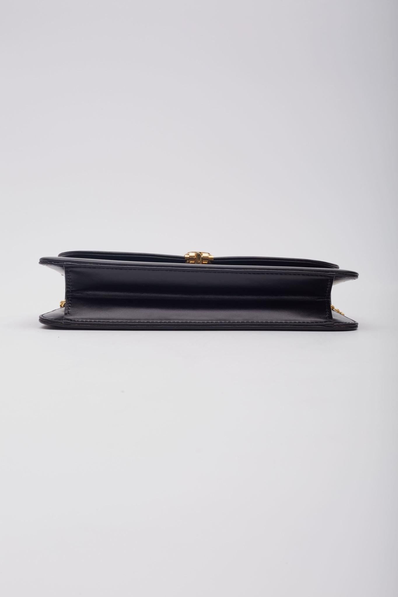 Dior Black Smooth Leather Chain Flap Shoulder Bag For Sale 1