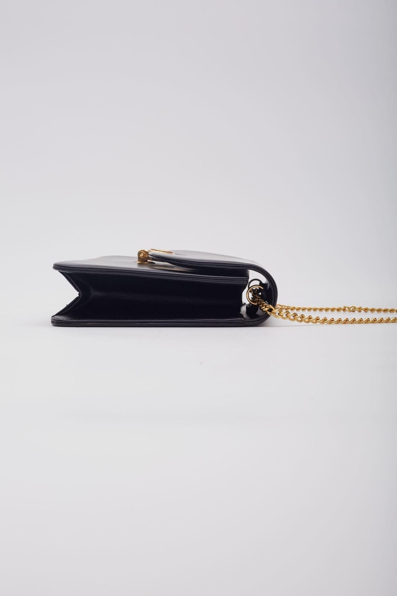 Dior Black Smooth Leather Chain Flap Shoulder Bag For Sale 3