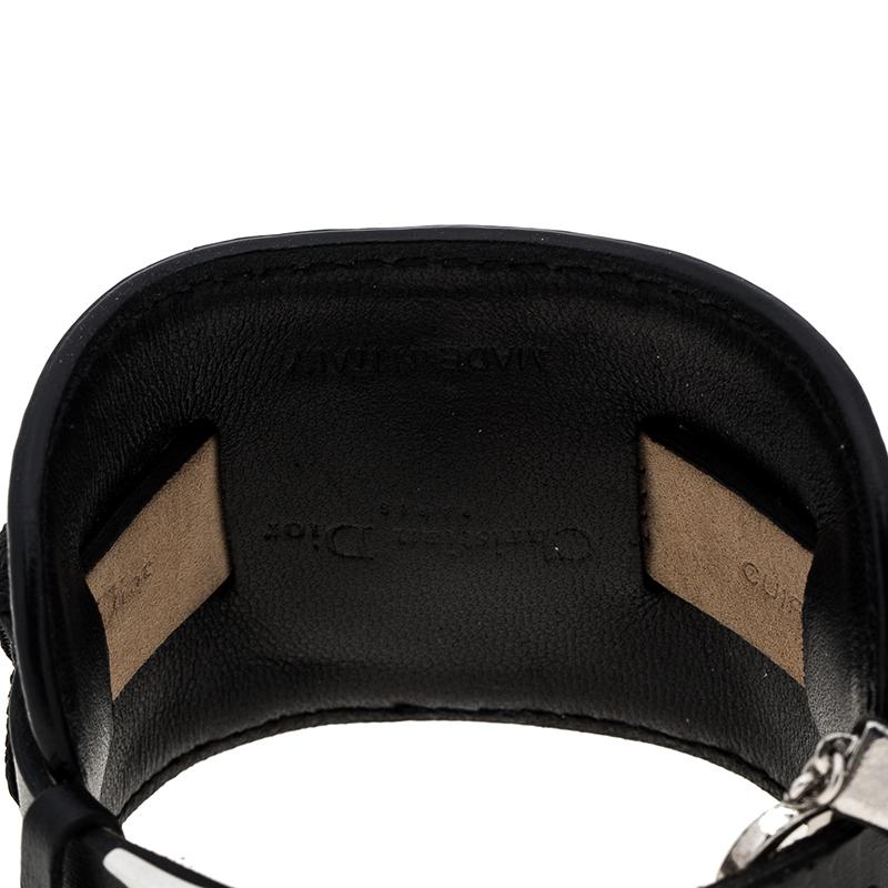 Contemporary Dior Black Stainless Steel D78-109 Women's Wristwatch 19 mm
