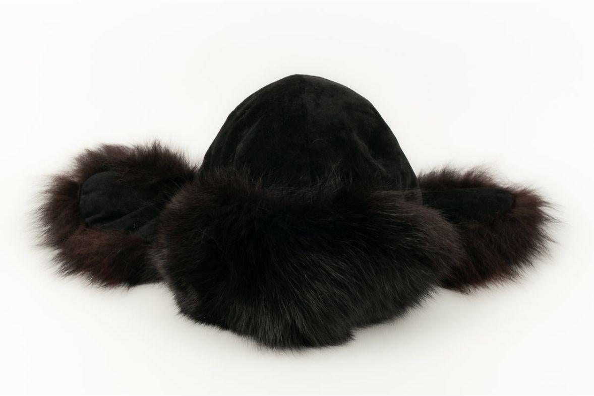 Dior Black Suede and Fur Chapka In Excellent Condition In SAINT-OUEN-SUR-SEINE, FR